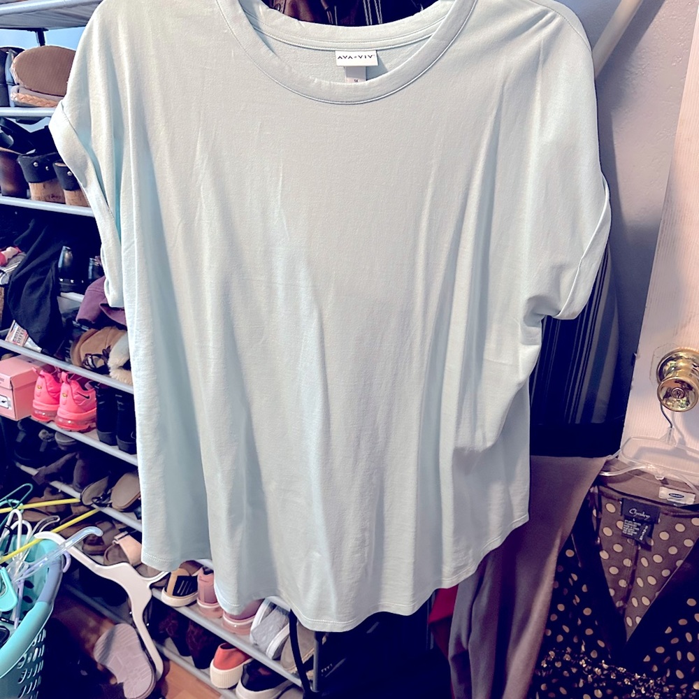 New w/o tags t-shirt